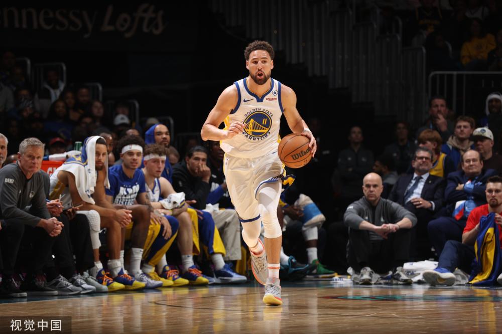 让我们拭目 让我们拭目