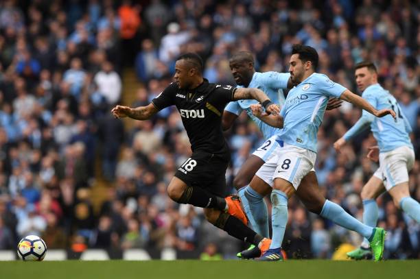 特别是他的 特别是他的