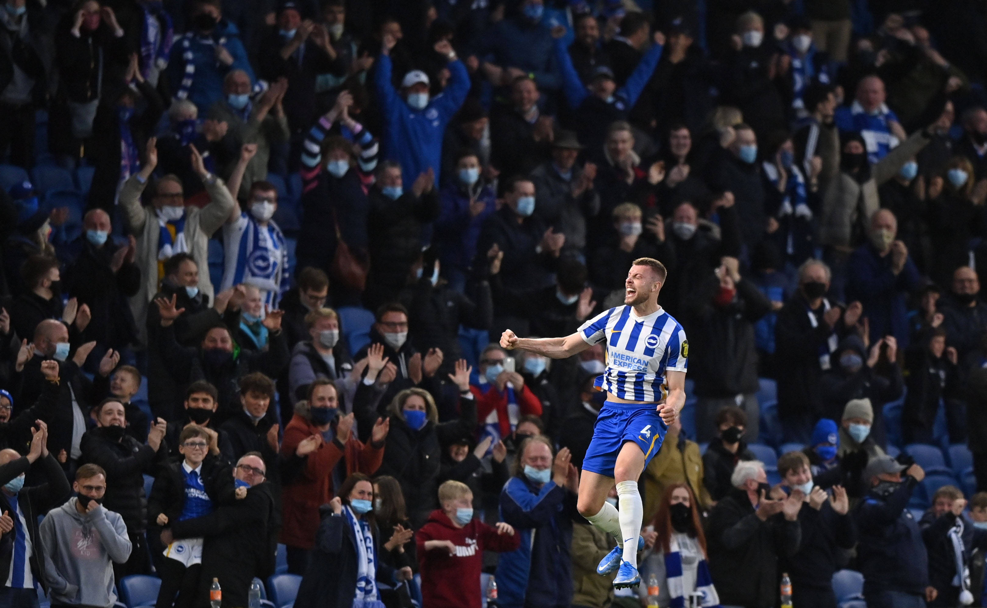 更成为众人 更成为众人