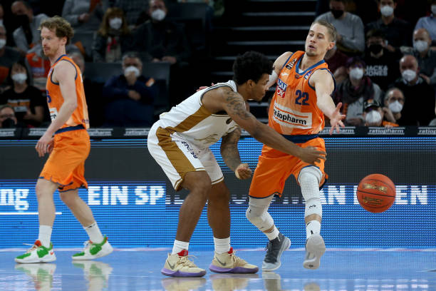 法甲比赛中 法甲比赛中